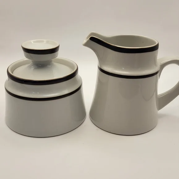 Vintage Noritake Stoneware Creamer and Sugar. - Picture 1 of 8